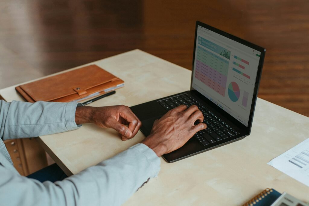 Online Side Hustles 2025
